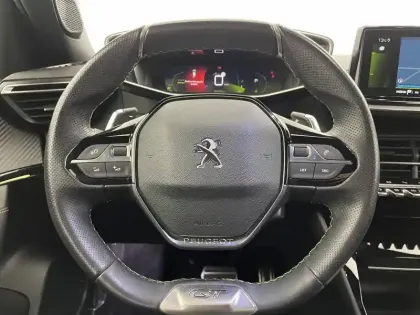 Photo 22 Peugeot 2008  BlueHDi 130 S&S EAT8