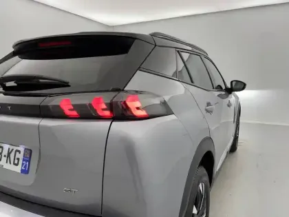 Photo 30 Peugeot 2008  BlueHDi 130 S&S EAT8