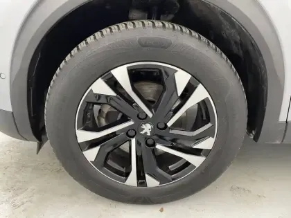 Photo 16 Peugeot 2008  BlueHDi 130 S&S EAT8