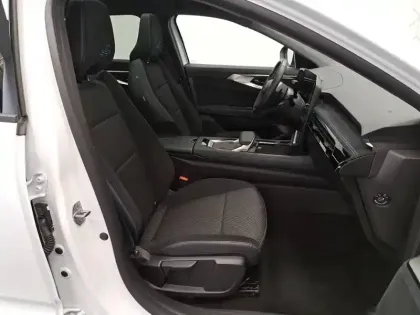 Photo 24 Renault Austral  E-Tech full hybrid 200 GSR2