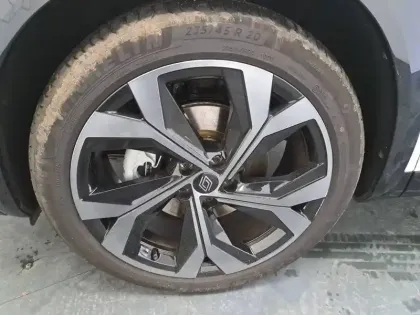 Photo 16 Renault Austral  E-Tech full hybrid 200 GSR2