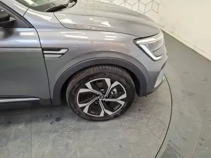 Photo 36 Renault Arkana  E-Tech full hybrid 145 GSR2