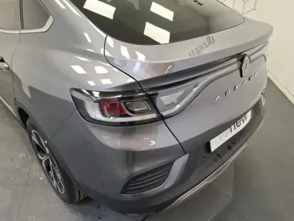 Photo 6 Renault Arkana  E-Tech full hybrid 145 GSR2