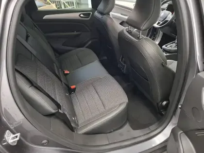 Photo 13 Renault Arkana  E-Tech full hybrid 145 GSR2