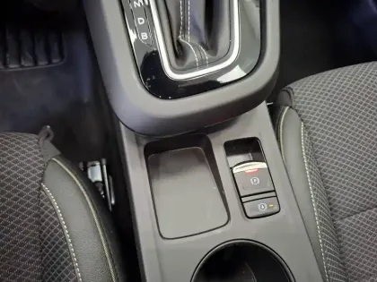 Photo 18 Renault Arkana  E-Tech full hybrid 145 GSR2