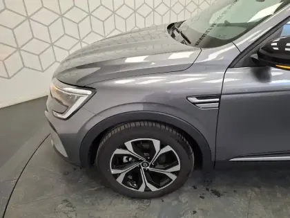 Photo 34 Renault Arkana  E-Tech full hybrid 145 GSR2