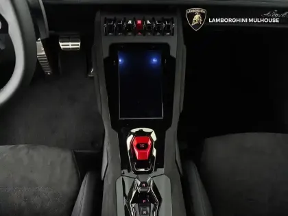 Photo 8 Lamborghini Huracan  Tecnica 5.2 V10 640 RWD LDF7