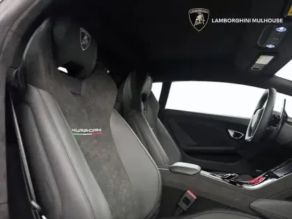 Photo 5 Lamborghini Huracan  Tecnica 5.2 V10 640 RWD LDF7