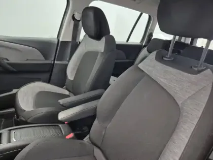 Photo 46 Citroën C4 Grand  Spacetourer BlueHDi 130 S&S EAT8