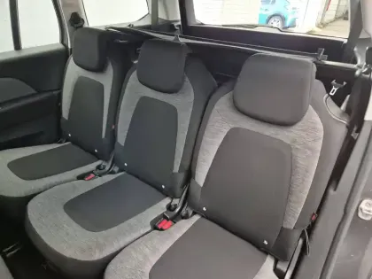 Photo 47 Citroën C4 Grand  Spacetourer BlueHDi 130 S&S EAT8