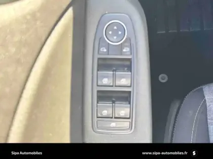 Photo 23 Renault Clio  E-Tech 140 - 21N