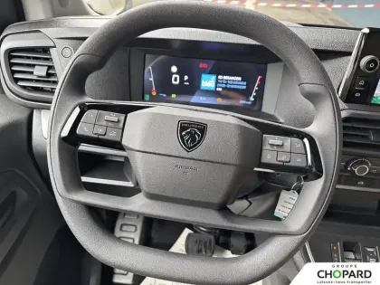 Photo 13 Peugeot Expert  FGN M DIESEL 180 CH AUTOMATIQUE