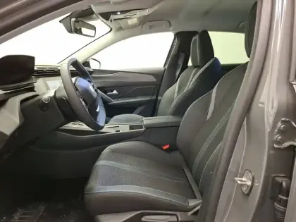 Photo 11 Peugeot 308  BlueHDi 130ch S&S EAT8