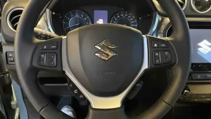 Photo 12 Suzuki Vitara  1.4 Boosterjet Hybrid