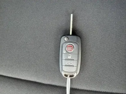 Photo 12 Fiat Panda  1.0 70 ch Hybrid BSG S/S