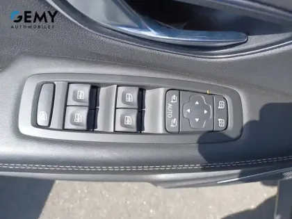 Photo 11 Renault Scenic Grand  TCe 160 FAP EDC