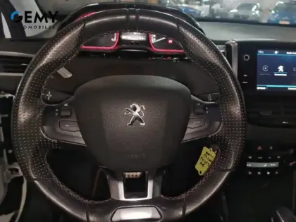 Photo 13 Peugeot 2008  BlueHDi 120ch S&S EAT6