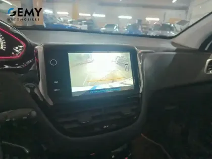 Photo 17 Peugeot 2008  BlueHDi 120ch S&S EAT6