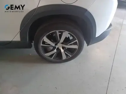 Photo 10 Peugeot 2008  BlueHDi 120ch S&S EAT6