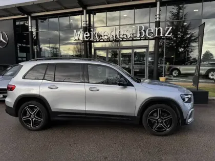 Photo 43 Mercedes GLB  200 d 8G-DCT