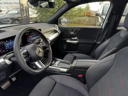 Photo 52 Mercedes GLB  200 d 8G-DCT