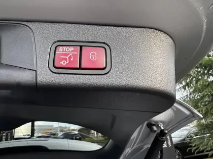 Photo 41 Mercedes GLB  200 d 8G-DCT