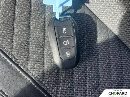 Photo 11 Peugeot 208  Electrique 50 kWh 136ch