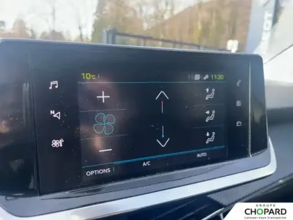 Photo 17 Peugeot 208  Electrique 50 kWh 136ch