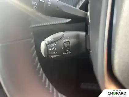 Photo 15 Peugeot 208  Electrique 50 kWh 136ch
