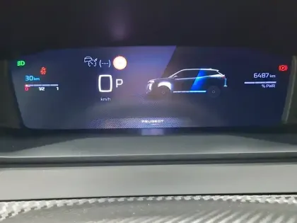 Photo 17 Peugeot 2008  Hybrid 136 e-DCS6