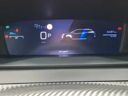 Photo 18 Peugeot 2008  Hybrid 136 e-DCS6