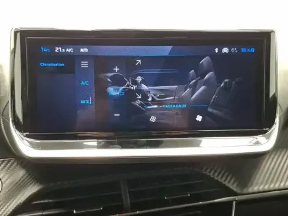 Photo 23 Peugeot 2008  Hybrid 136 e-DCS6