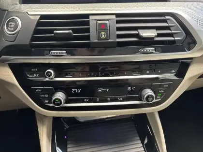 Photo 37 BMW X4  xDrive20d 190 ch BVA8