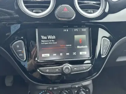 Photo 17 Opel Adam  1.4 Twinport 87 ch S/S