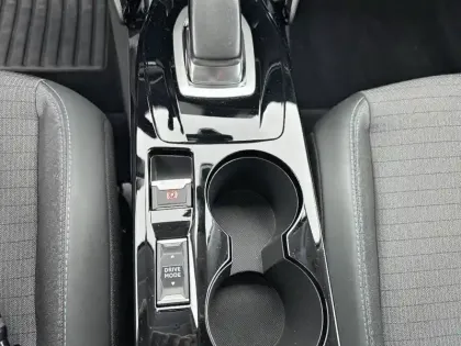 Photo 68 Peugeot 208  Electrique 50 kWh 136ch