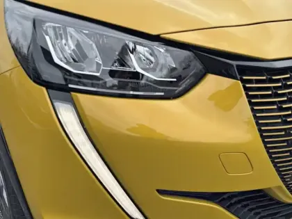 Photo 38 Peugeot 208 Gén. II Ph1 NG Allure 5