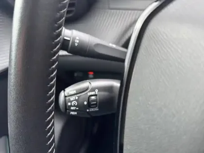 Photo 20 Peugeot 208  Electrique 50 kWh 136ch