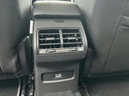 Photo 31 Citroën C4  Hybride 145 e-DCS6