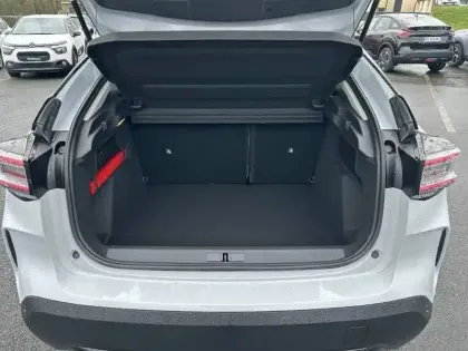 Photo 5 Citroën C4  Hybride 145 e-DCS6