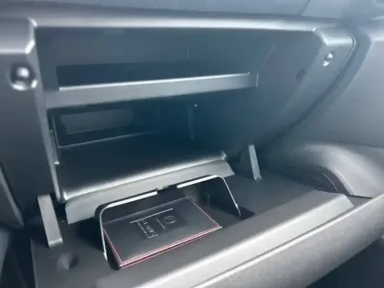 Photo 28 Citroën C4  Hybride 145 e-DCS6