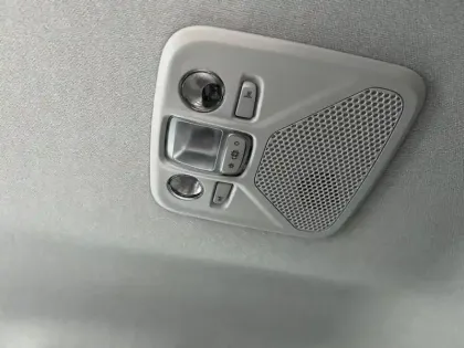 Photo 32 Citroën C4  Hybride 145 e-DCS6