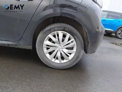 Photo 10 Peugeot 208  PureTech 75 S&S BVM5