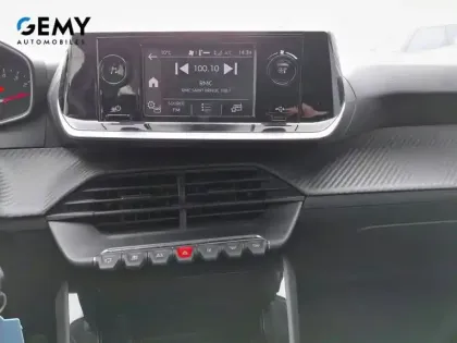 Photo 11 Peugeot 208  PureTech 75 S&S BVM5