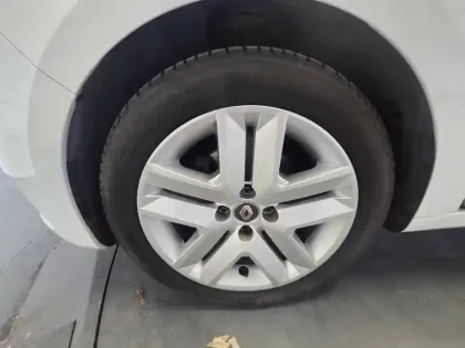 Photo 6 Renault Clio  Blue dCi 85