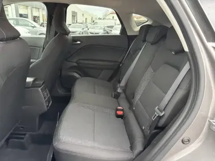 Photo 62 Renault Captur  E-Tech full hybrid 145