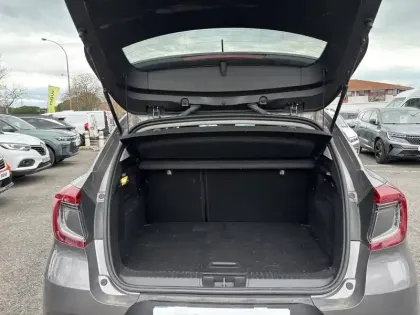 Photo 53 Renault Captur  E-Tech full hybrid 145