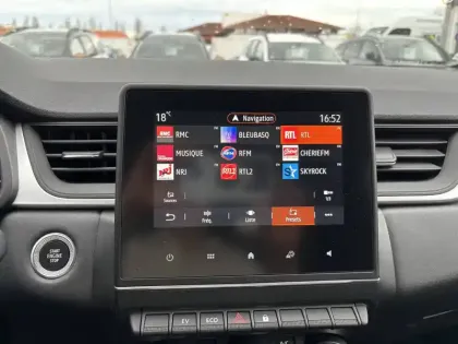 Photo 74 Renault Captur  E-Tech full hybrid 145