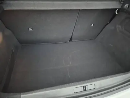 Photo 5 Peugeot 208  Electrique 50 kWh 136ch