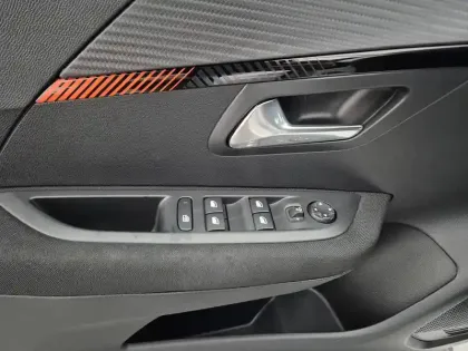 Photo 45 Peugeot 208 Gén. II Ph1 NG Active Pack 5