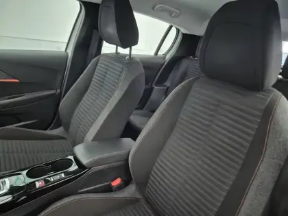 Photo 32 Peugeot 208 Gén. II Ph1 NG Active Pack 5